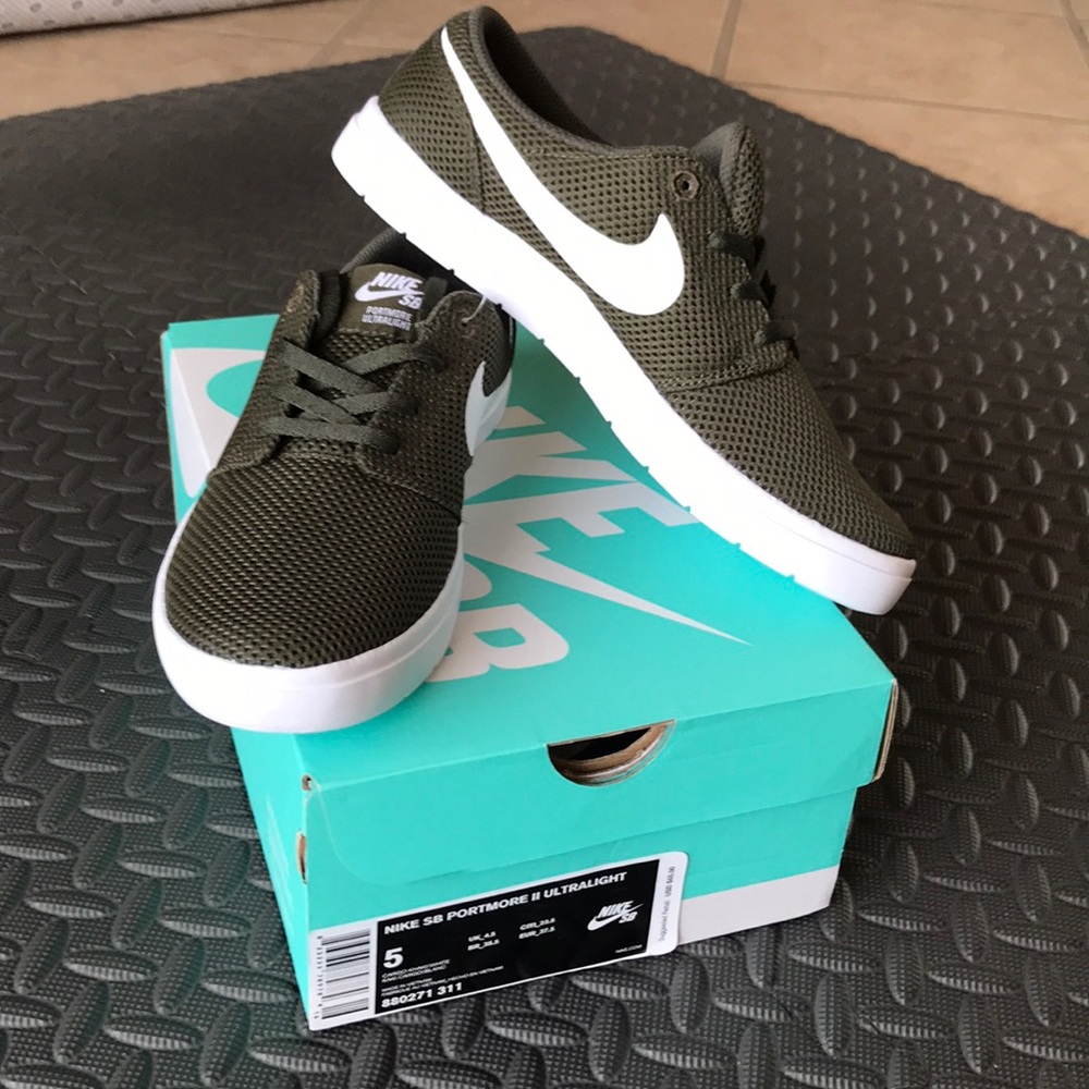 Olive Green Nike SB Portmore II Ultralight